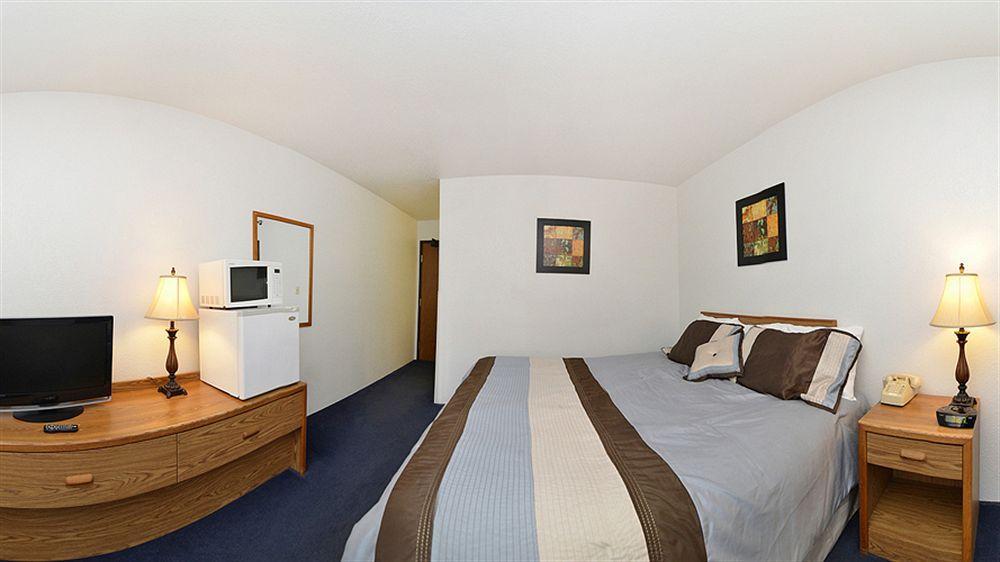 Americas Best Value Inn Су-Сент-Мари Экстерьер фото
